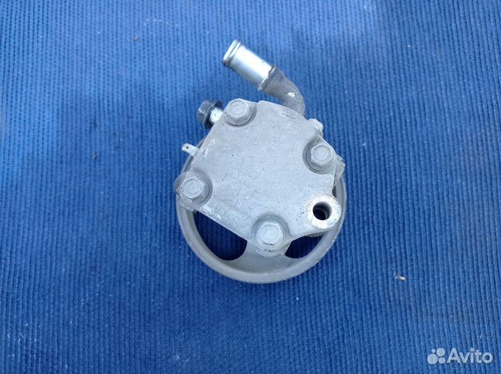 Насос гура Mazda Mazda 3 2008 г. Z6