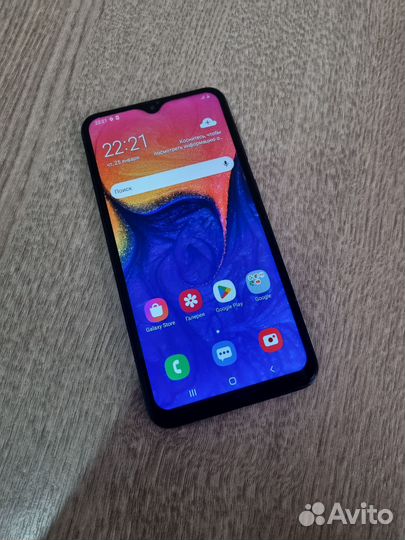 Samsung Galaxy A10, 2/32 ГБ