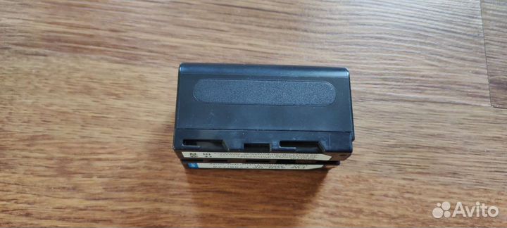 Аккумулятор NP-750