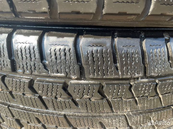 Goodyear Ice Navi Zea II 215/50 R17