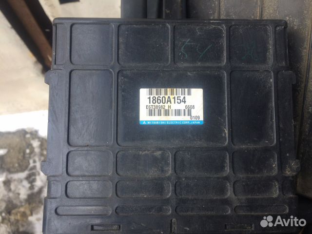 Блок управления двс для Митсубиши Outlander (CU)