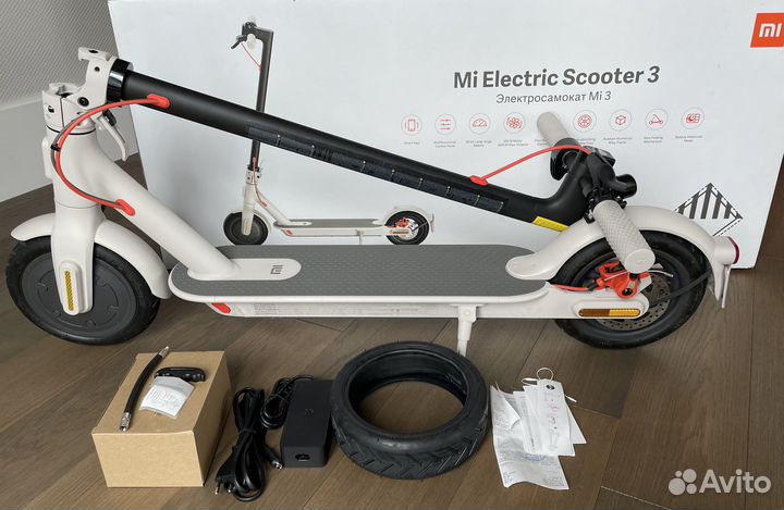 Электросамокат Xiaomi Mi Electric Scooter 3