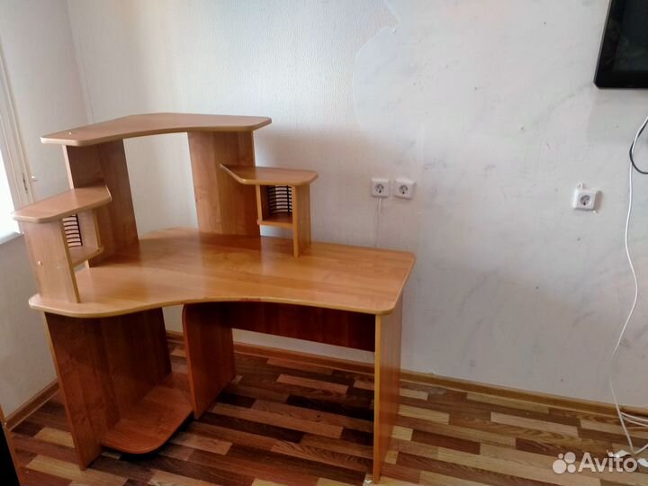 Компьютерный стол бу