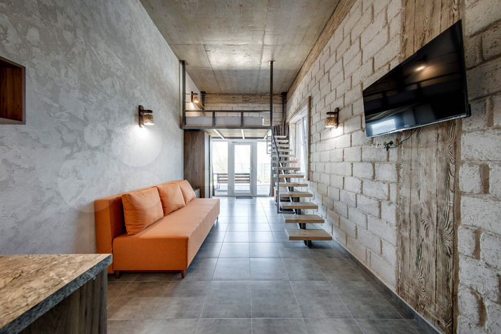 Комната 27 м², 1/3 эт.