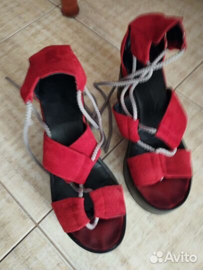 Сандалии,Босоножки женские 38 размер натур. замш