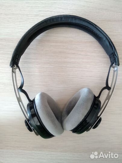 Беспроводные наушники Sennheiser Momentum M2 oebt