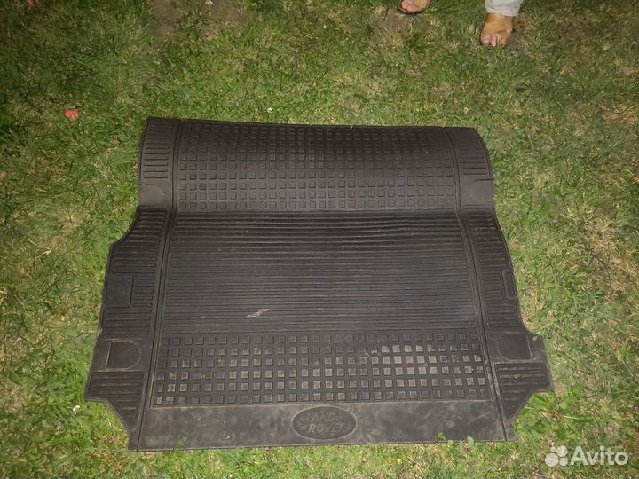 Резиновый коврик багажника Land Rover
