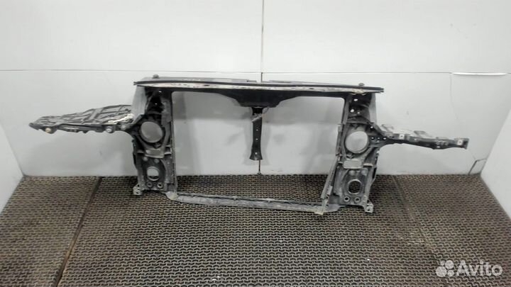 Рамка передняя Volkswagen Touareg, 2008