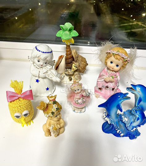 Статуэтки фарфоровые, из ракушек