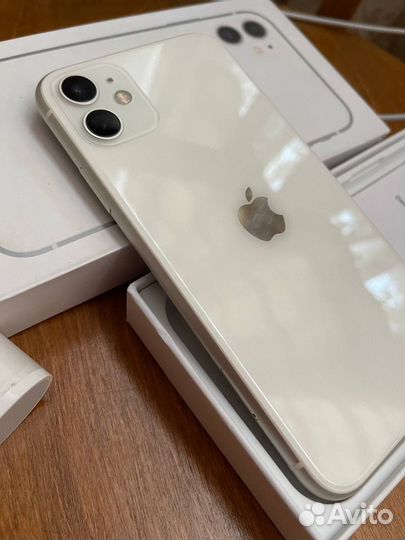 iPhone 11, 128 ГБ
