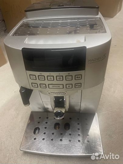 Кофемашина delonghi ecam 22.360