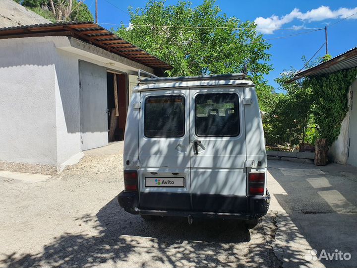 Renault Trafic цельнометаллический, 1996
