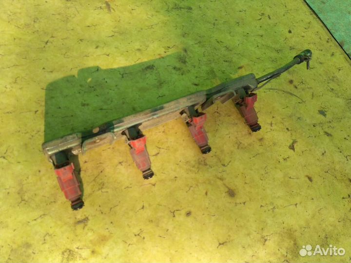 Ниссан альмера N16 форсунки с рампой