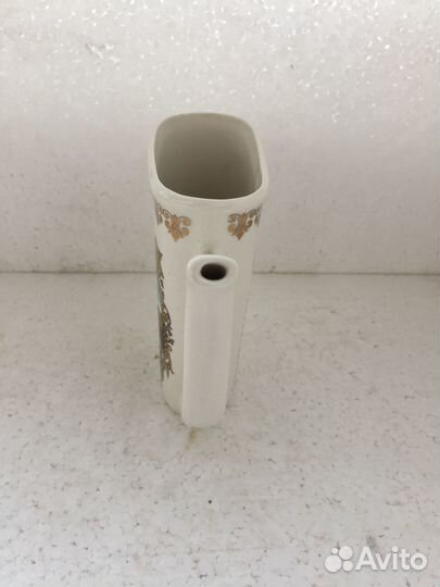 Кружка-поильник для минеральной воды Вазы