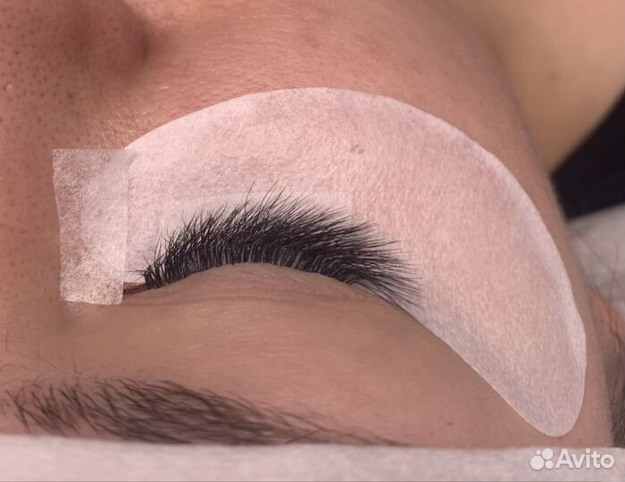 Наращивание ресниц на дому