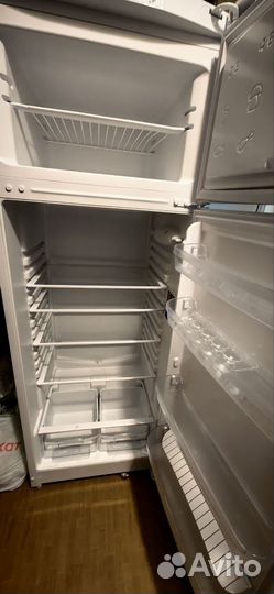 Холодильник indesit tia16