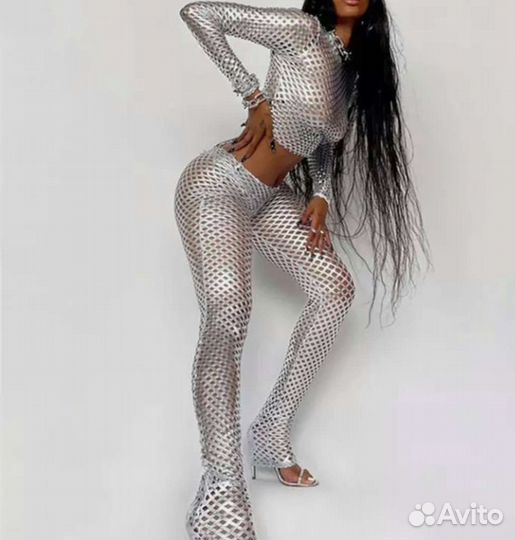 Серебряный костюм для танцев и фотосессии