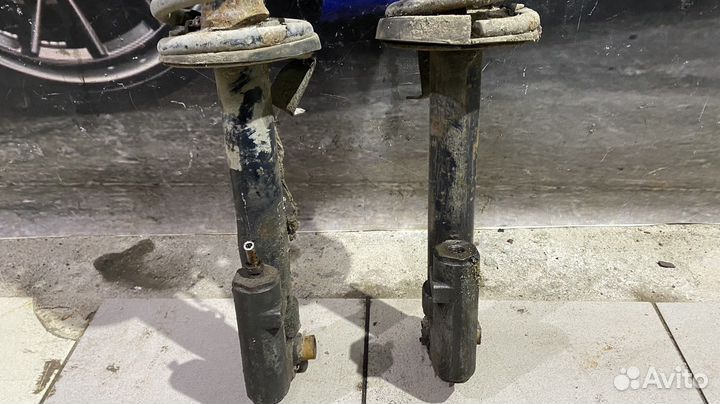 Задние стойки EDC в сборе BMW 7 series E38 long