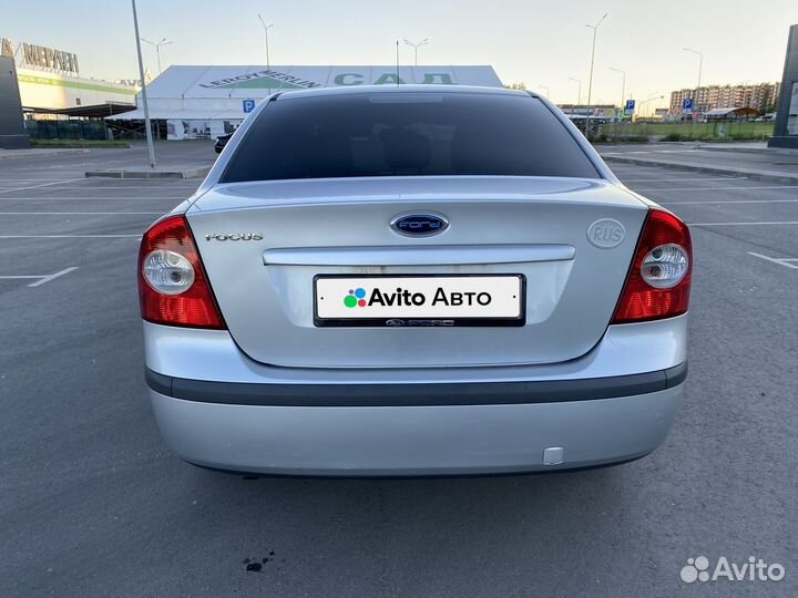 Ford Focus 1.6 МТ, 2006, 266 900 км