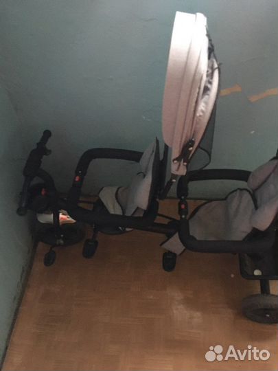 Детский велосипед с ручкой новый