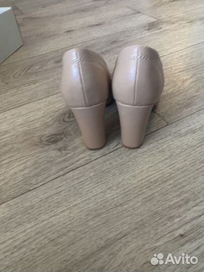 Туфли женские 38 размер новые