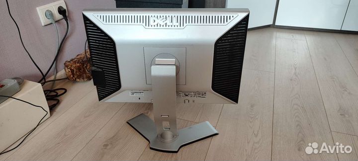 Монитор dell 20