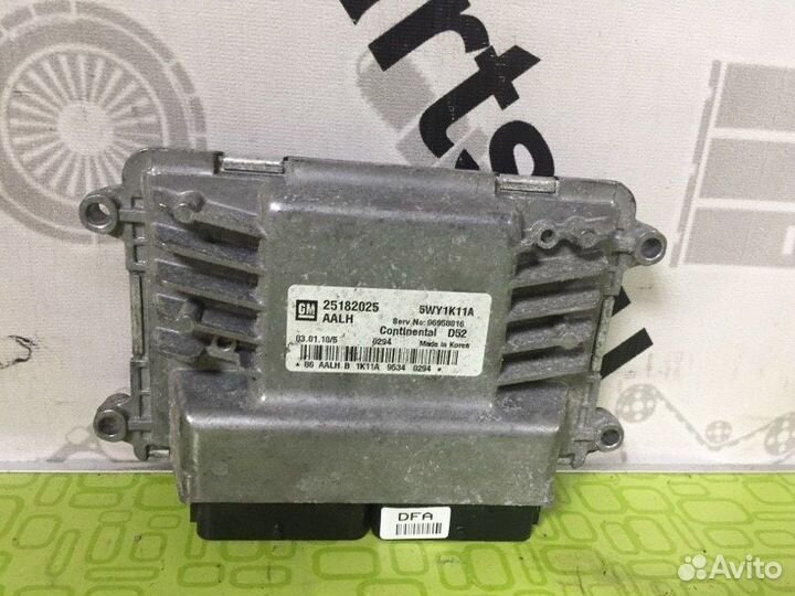 Электронный блок управления двигателем (эбу двс)