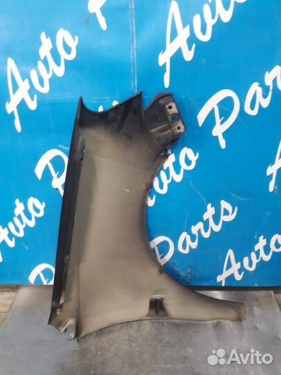 Крыло переднее левое Фольксваген Поло 4 05-9 гг