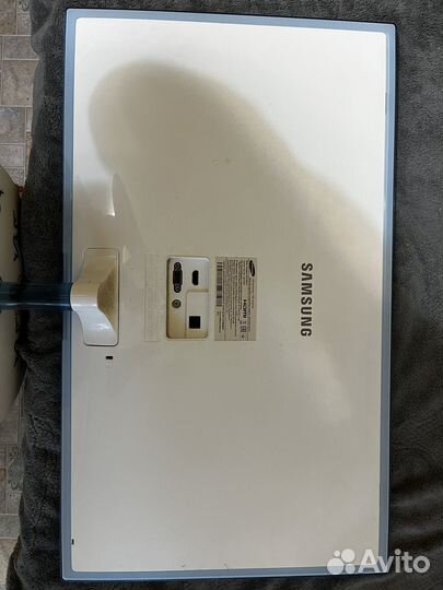 Монитор Samsung 27