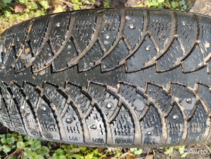 Nokian Tyres Hakkapeliitta 4 185/60 R15 88T