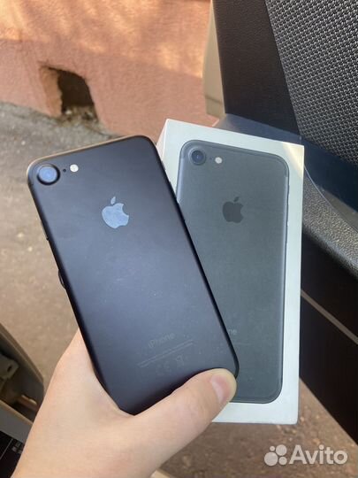 iPhone 7, 32 ГБ