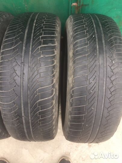 Michelin Latitude Diamaris 215/65 R16