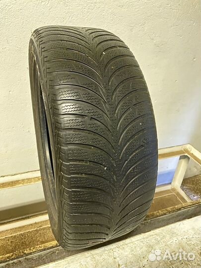 Goodyear UltraGrip Ice+ 215/55 R17 95T