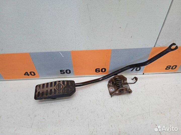 Педаль газа Nissan Almera N16 1.5 2000