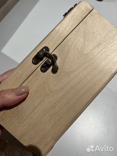 Шкатулка деревянная