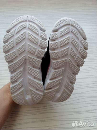 Кроссовки для девочки 21 размер