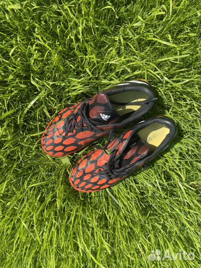 Футбольные бутсы