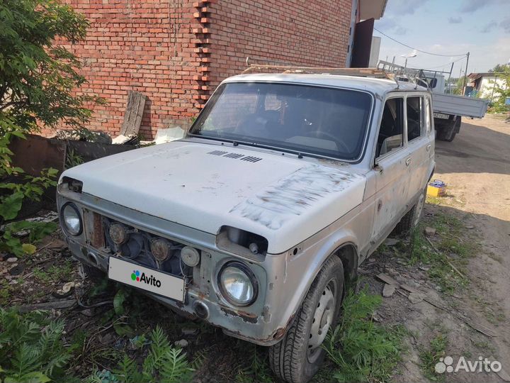 LADA 4x4 (Нива) 1.7 МТ, 2010, битый, 137 000 км