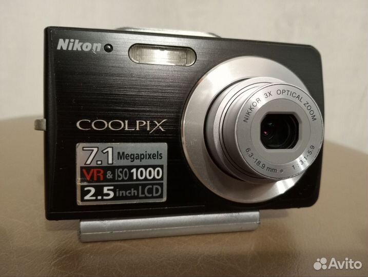 Nikon Coolpix S200 Фотоаппарат цифровой