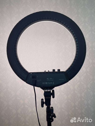 Кольцевая лампа со штативом бу