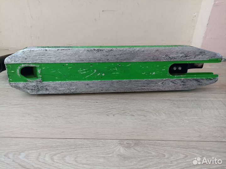 Дека для трюкового самоката