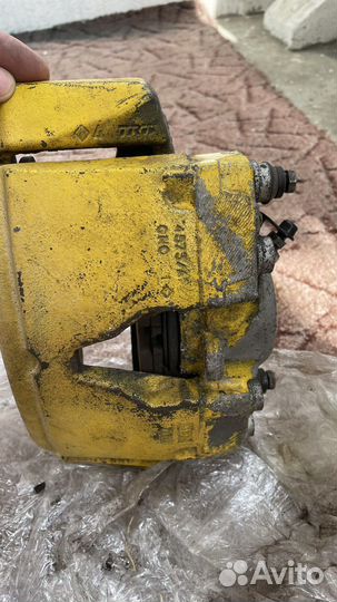 Суппорт ауди 320мм