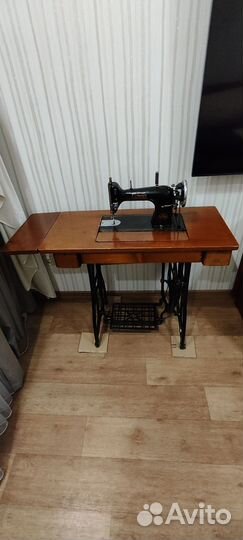 Раритетная антикварная Швейная машинка Орша