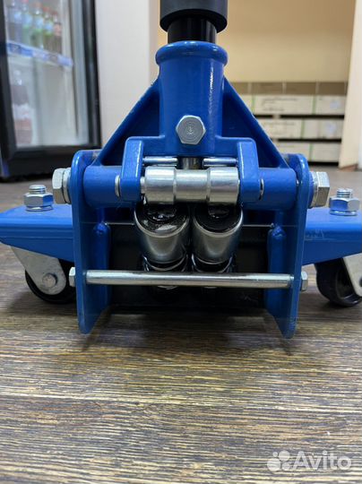 Домкрат низкопрофильный 75-505мм двухпоршневой