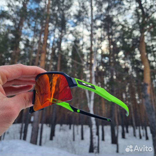 Горнолыжные очки oakley