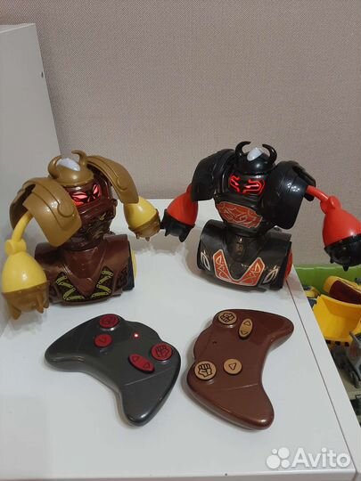 Игрушки silverlit,battat,Hasbro,вспыш