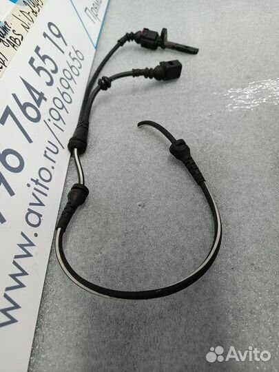 Датчик ABS передний левый Audi Q7