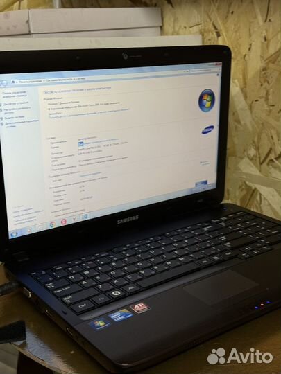 Samsung Intel(R) Core(TM) i3