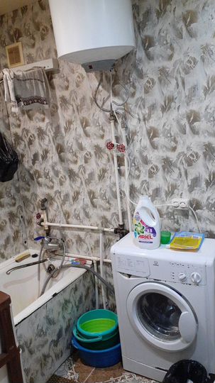 3-к. квартира, 65 м², 2/2 эт.