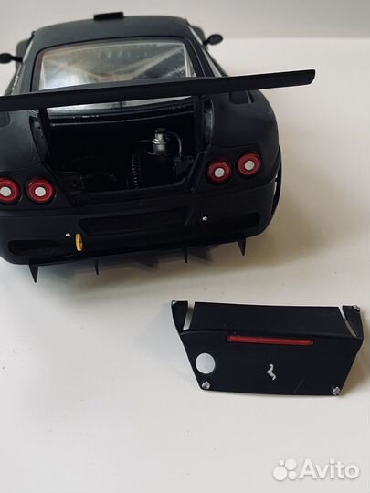 Резерв Модель Ferrari 575 GTC 2005 1/18 Kyosho